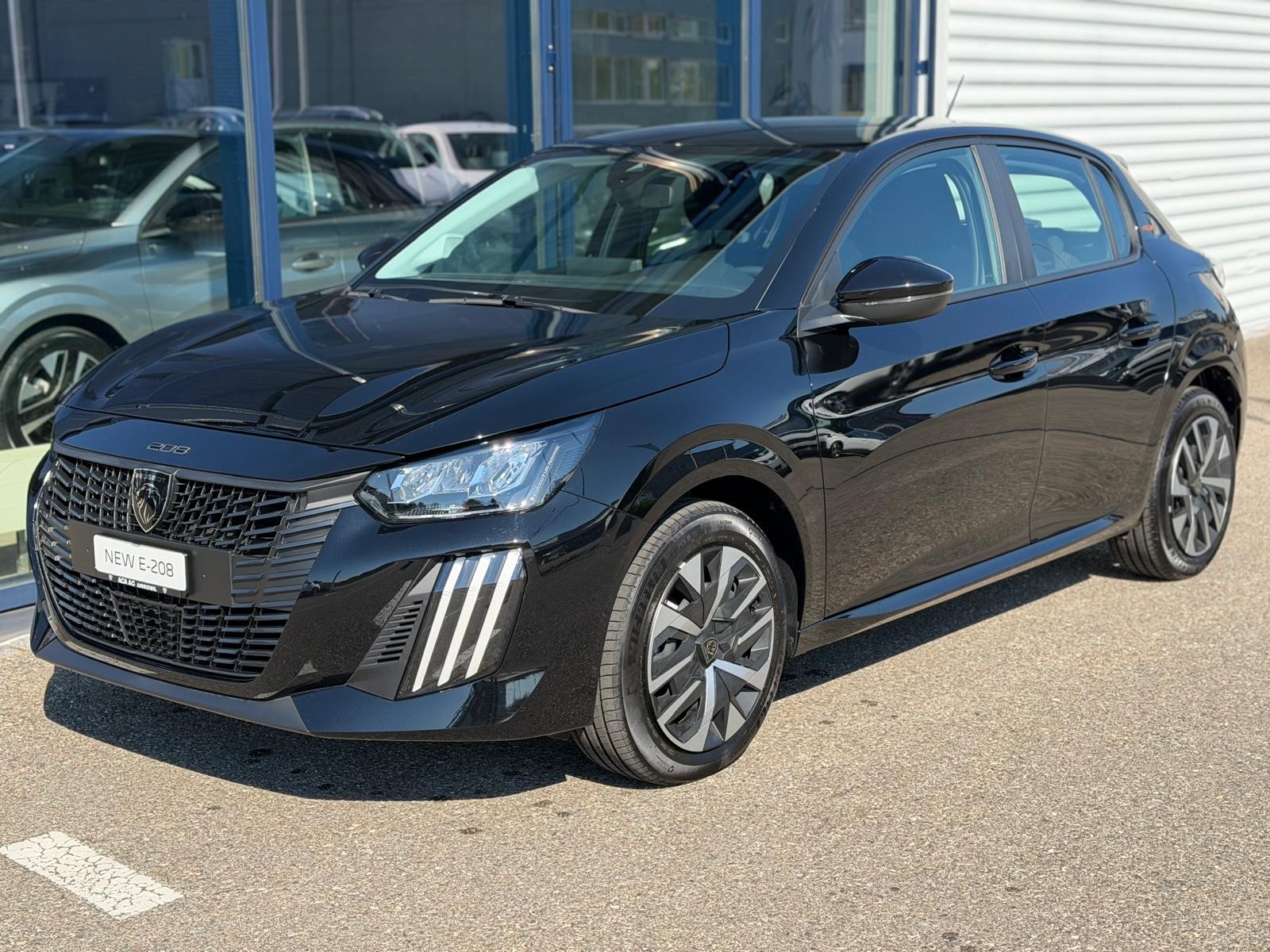 PEUGEOT 208 Elektrik 100 kW Style-image-0