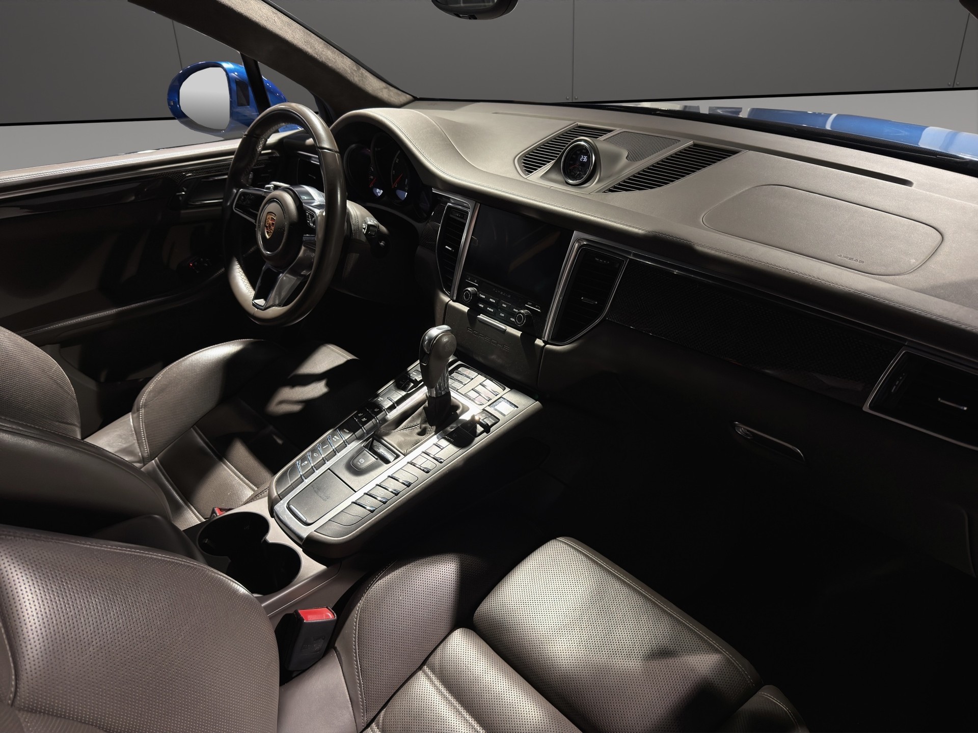 PORSCHE Macan Turbo Exclusive Performance Edition PDK-image-11