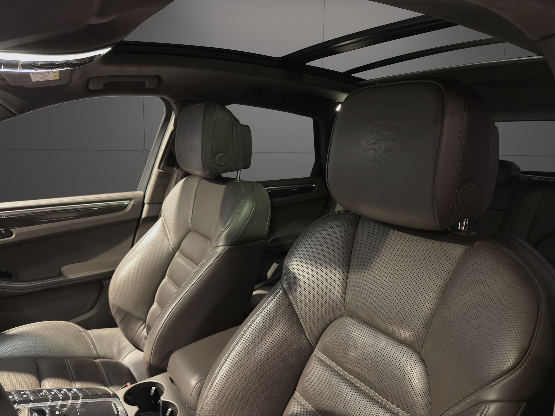 PORSCHE Macan Turbo Exclusive Performance Edition PDK-image-7