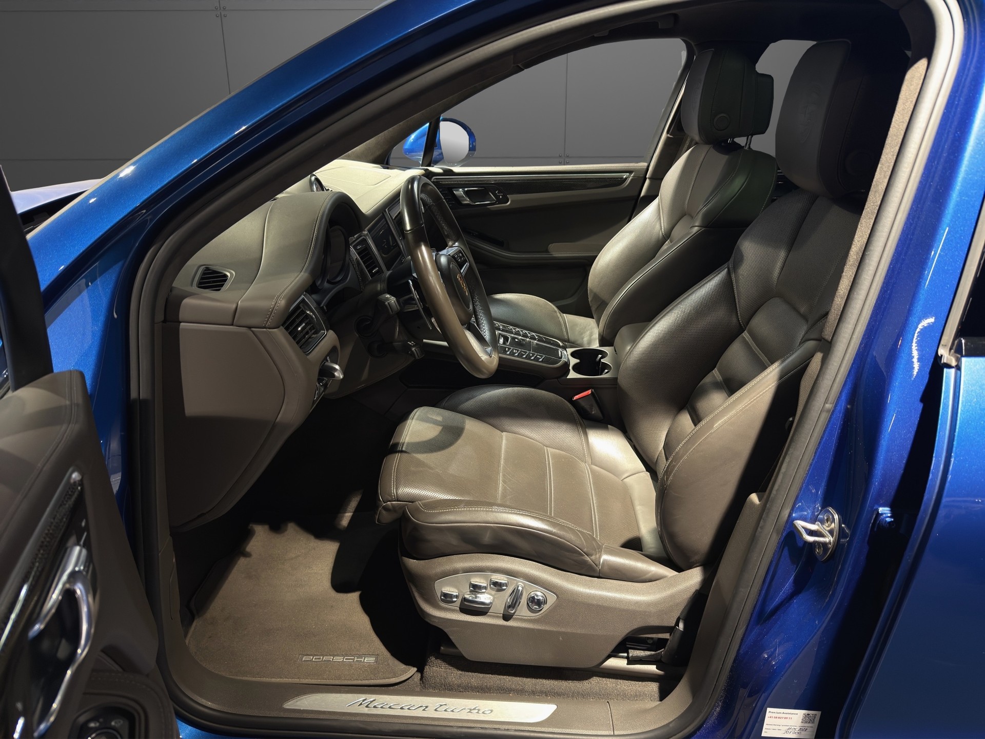 PORSCHE Macan Turbo Exclusive Performance Edition PDK-image-5