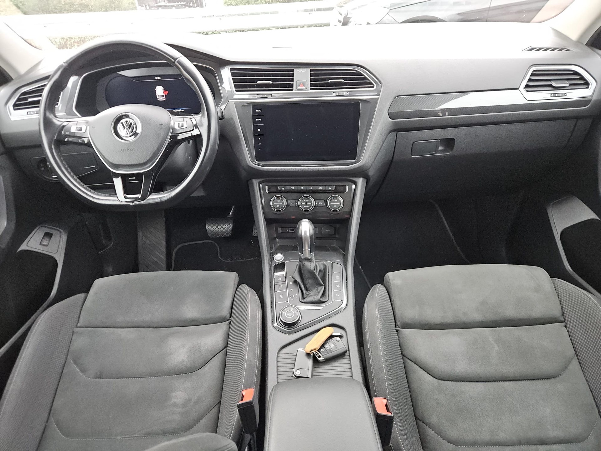 VW Tiguan Allspace 2.0 TDI SCR Highline 4Motion DSG-image-8