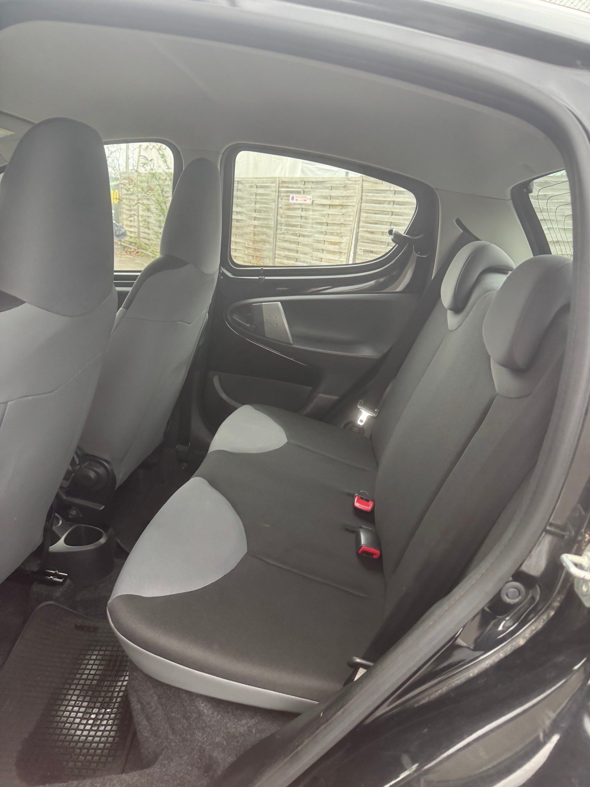 CITROEN C1 1.0i Attraction-image-8