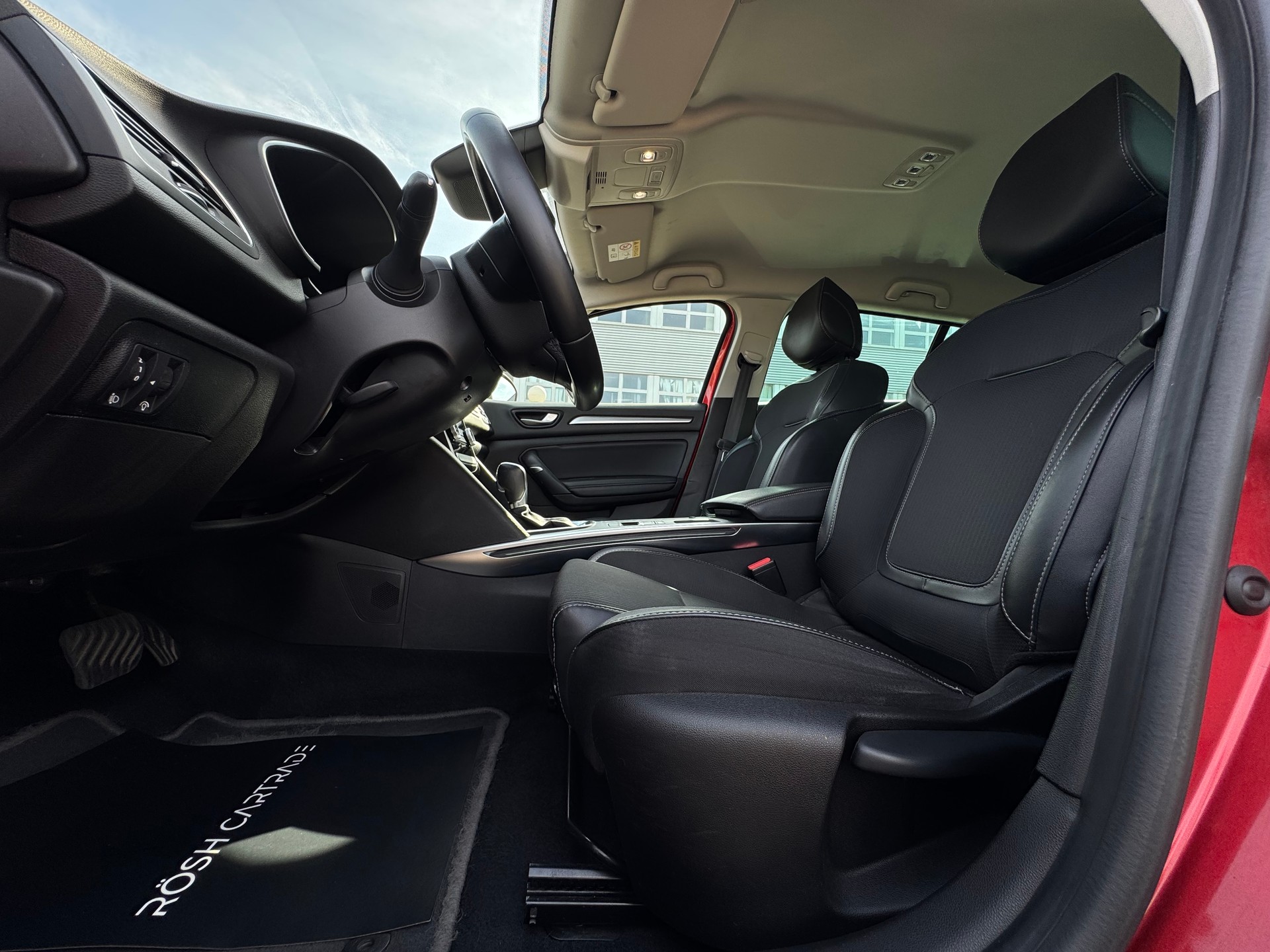 RENAULT Mégane Grandtour 1.5 dCi Business EDC-image-13