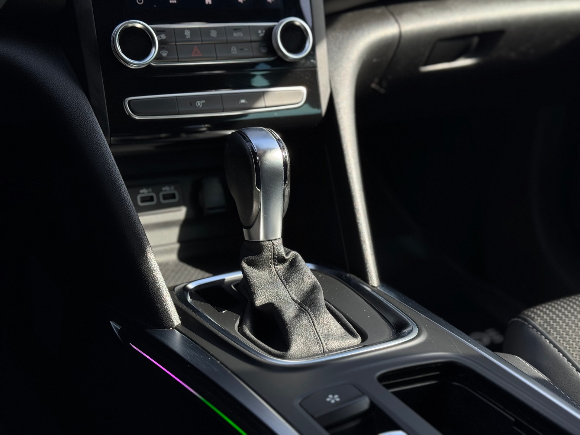 RENAULT Mégane Grandtour 1.5 dCi Business EDC-image-12