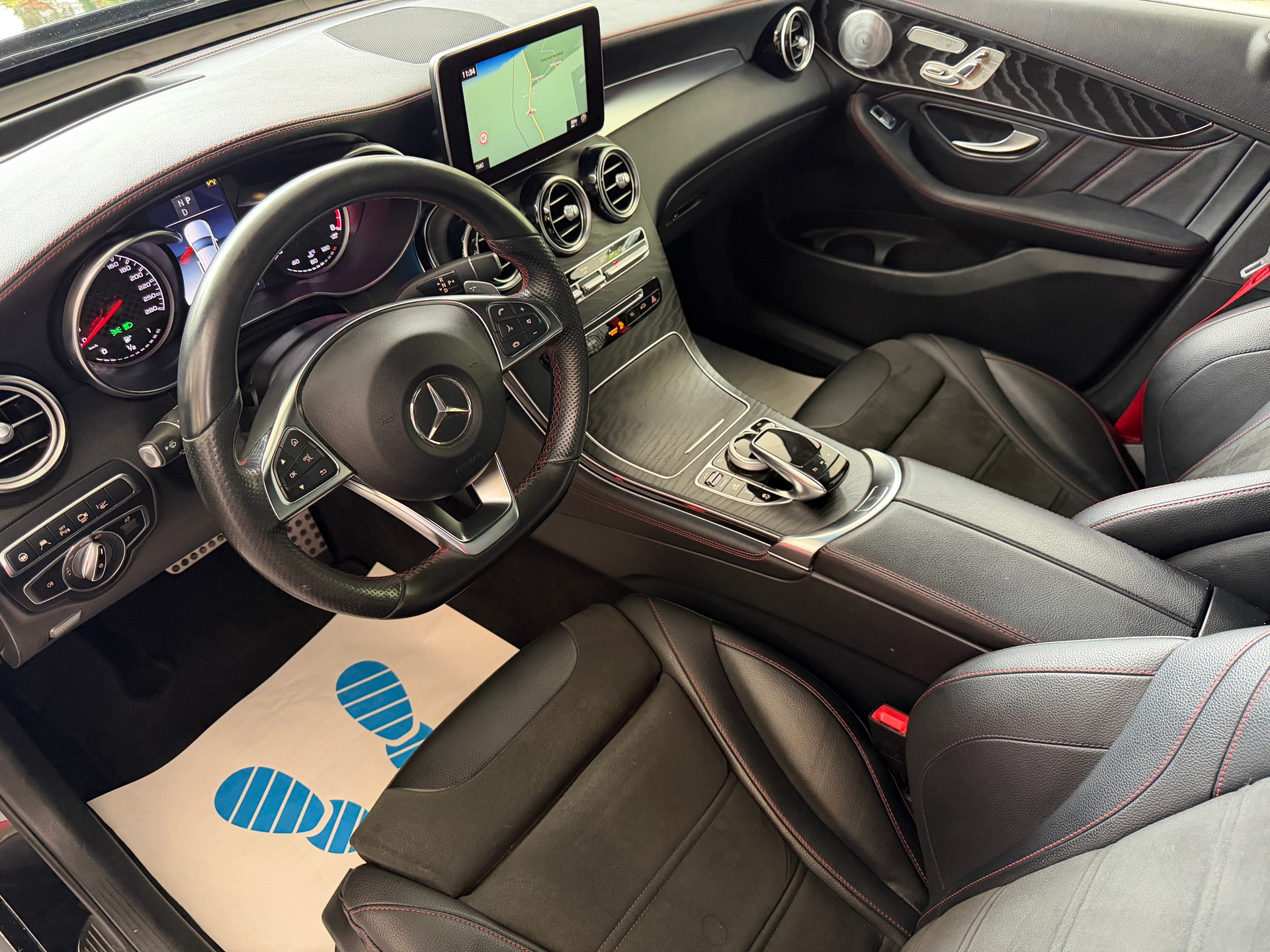 MERCEDES-BENZ GLC 43 AMG 4Matic 9G-Tronic-image-8