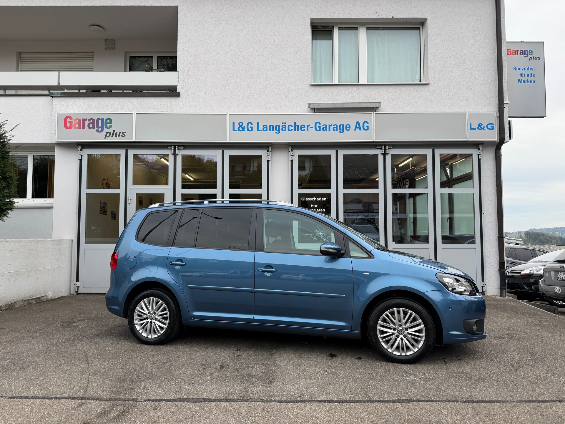 VW Touran 1.4 TSI Cup DSG-image-0