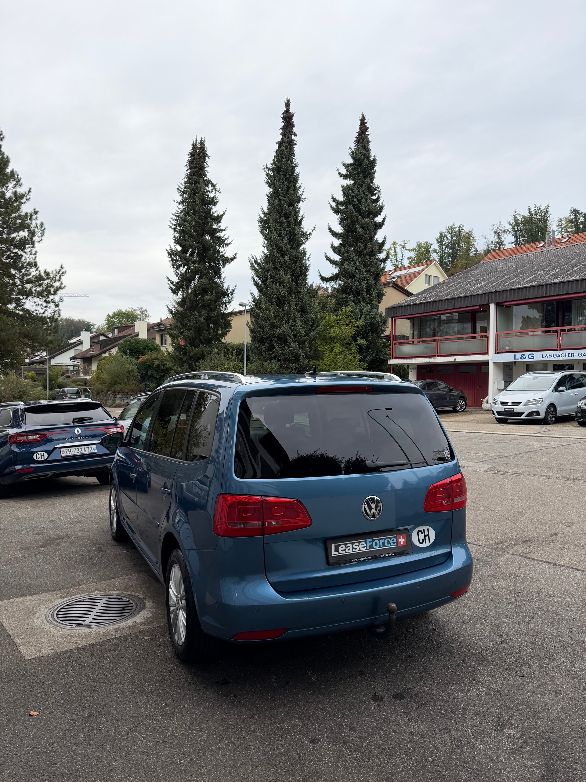 VW Touran 1.4 TSI Cup DSG-image-3