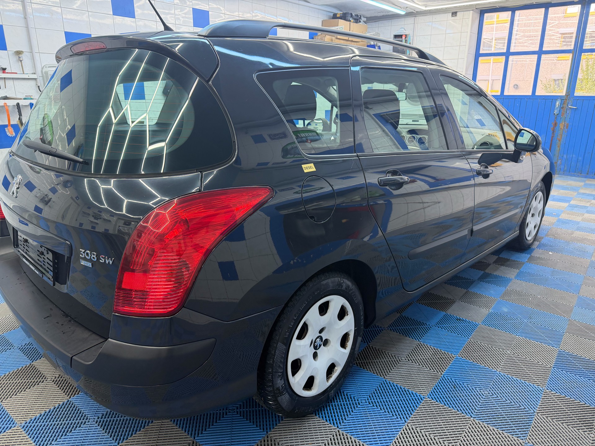 PEUGEOT 308 SW 1.6 HDI Access-image-4