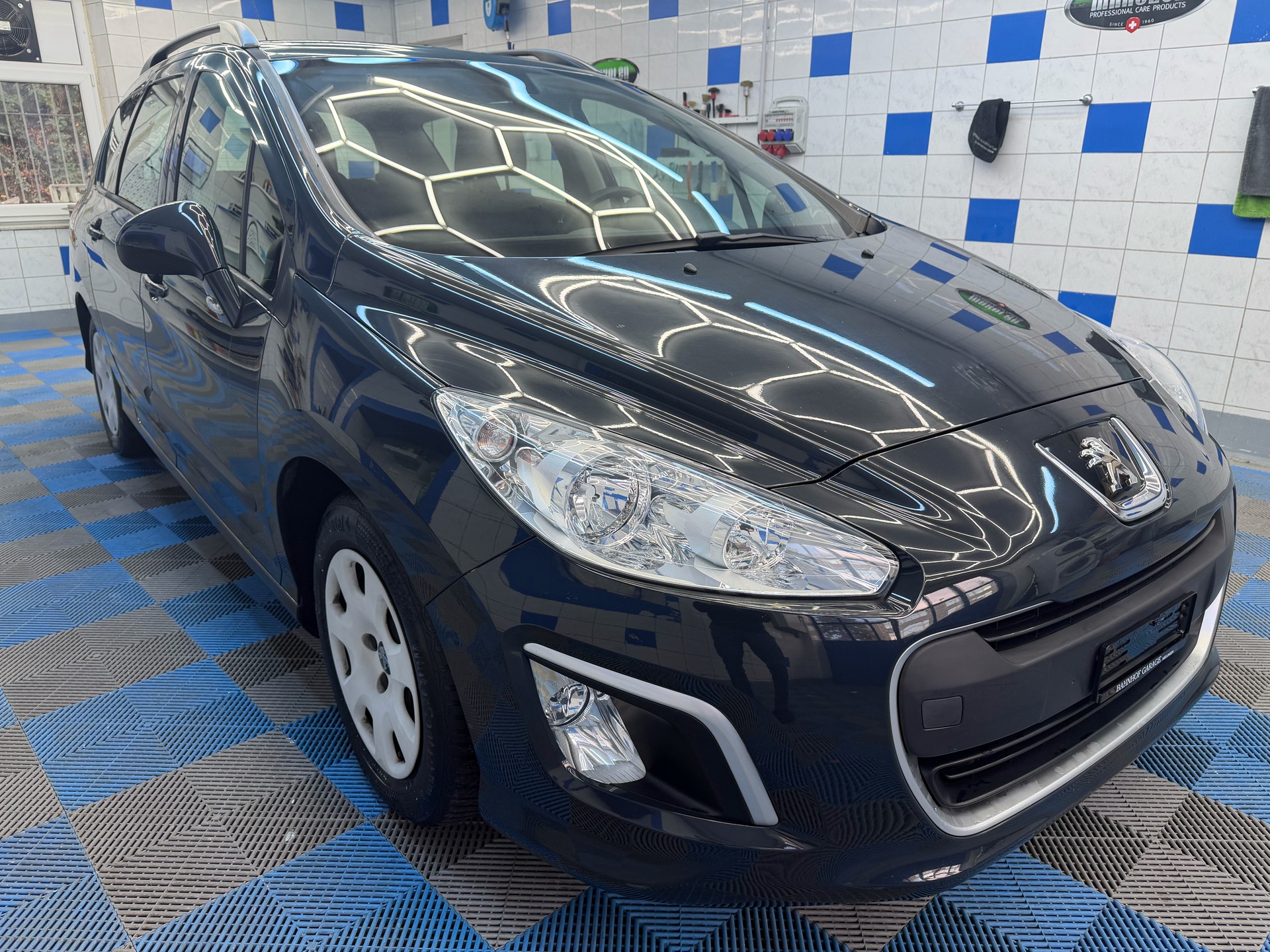 PEUGEOT 308 SW 1.6 HDI Access-image-1