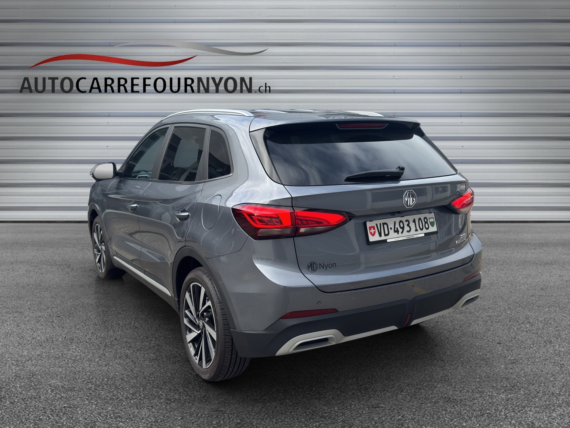 MG ZS 1.5 HEV Luxury-image-3