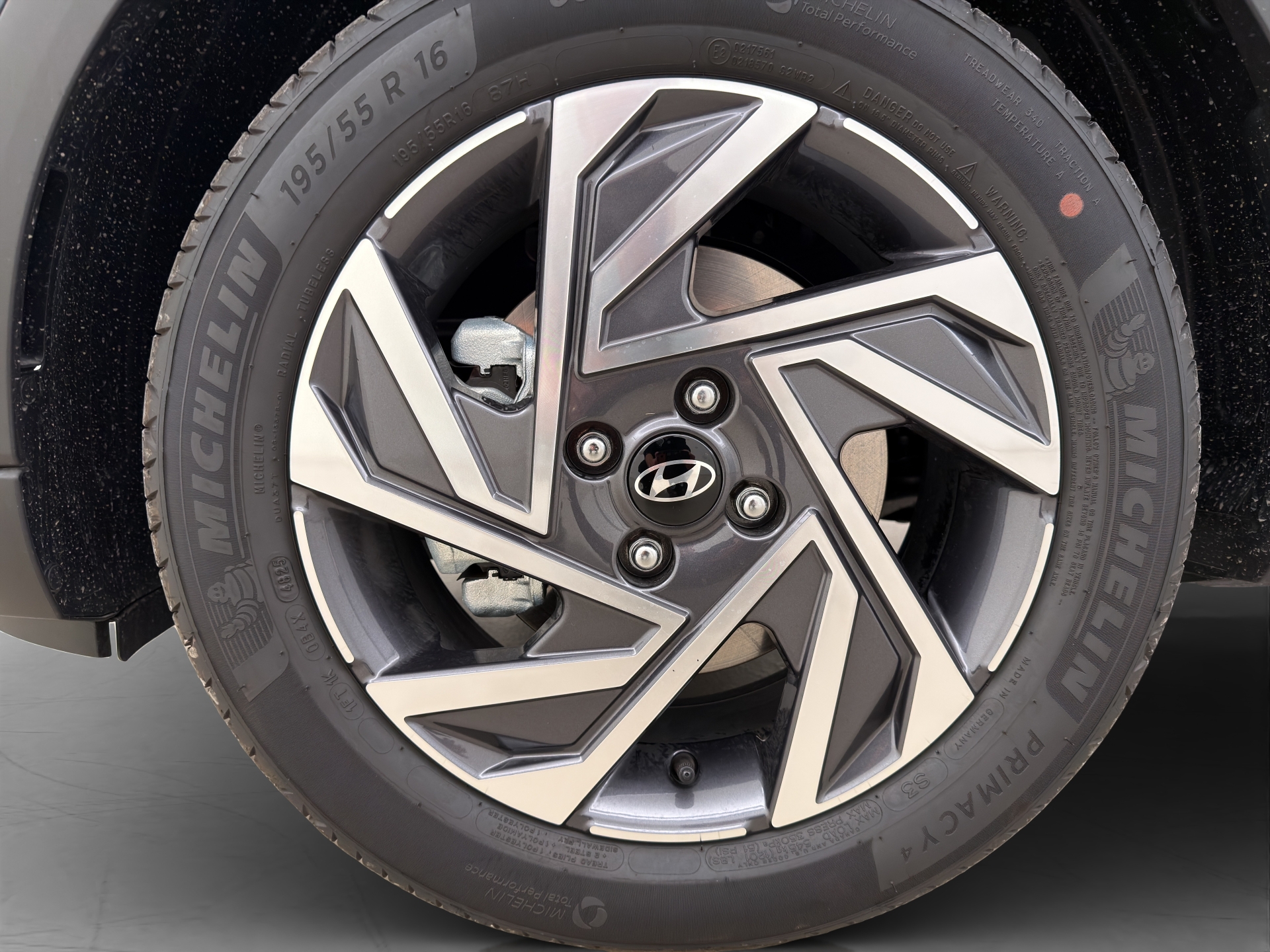 HYUNDAI Bayon 1.0 T-GDi Amplia-image-5