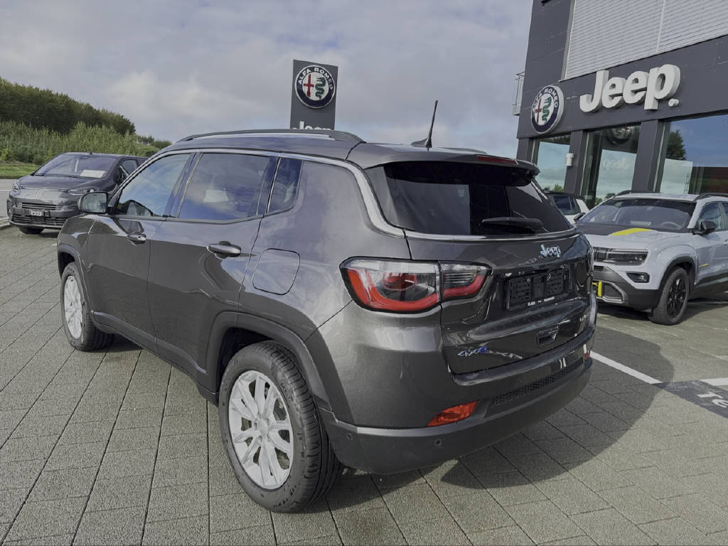 JEEP Compass 1.3 Limited 4xe-showroom-element-1
