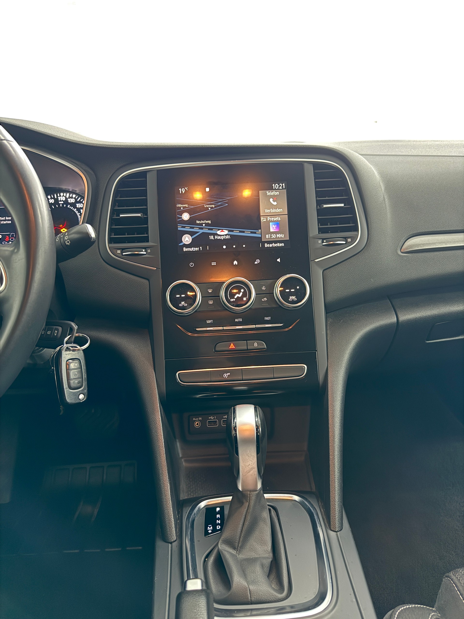 RENAULT Mégane Grandtour 1.5 dCi Business EDC-image-10