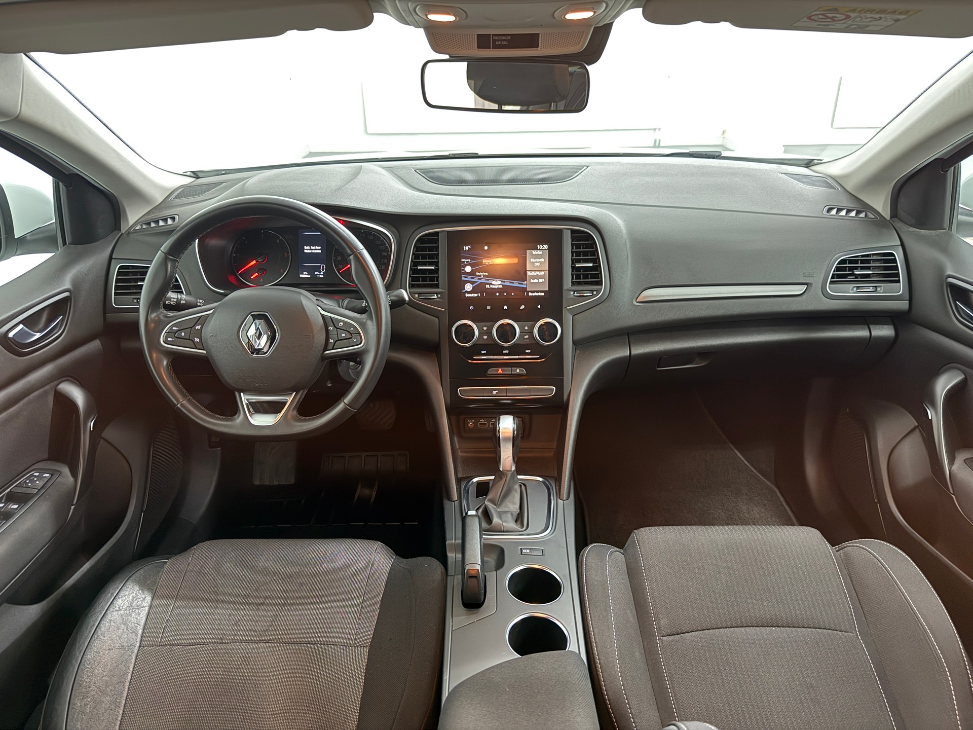 RENAULT Mégane Grandtour 1.5 dCi Business EDC-image-8