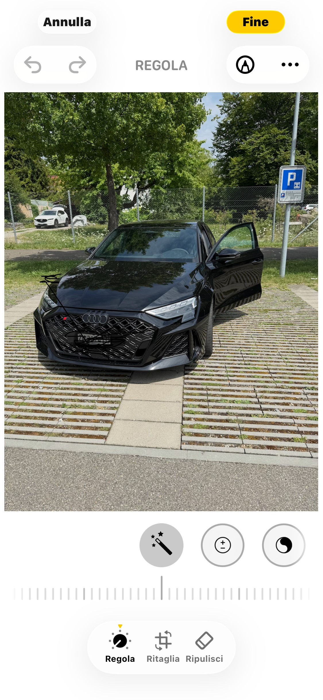 Car photo