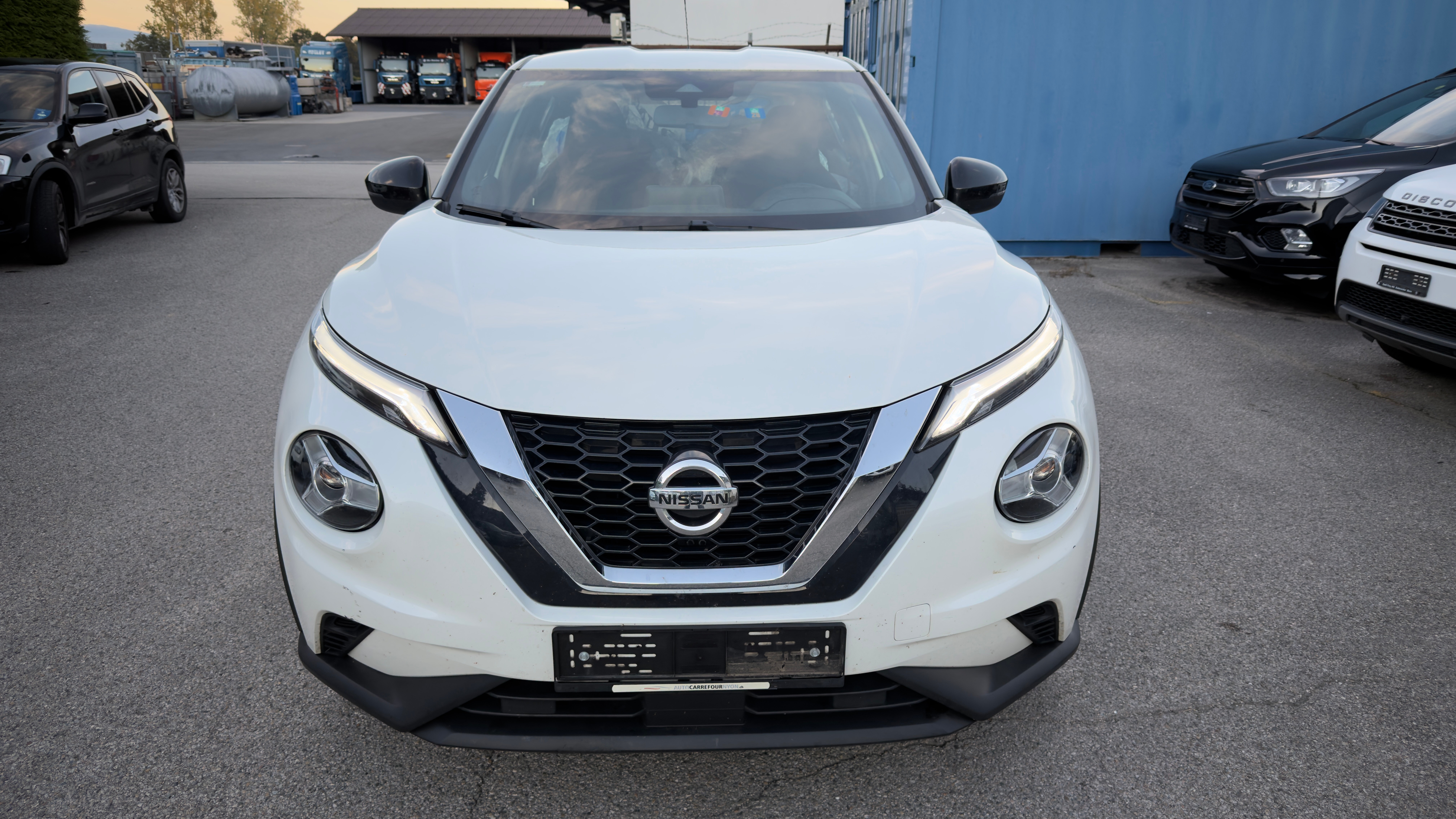 Car photo