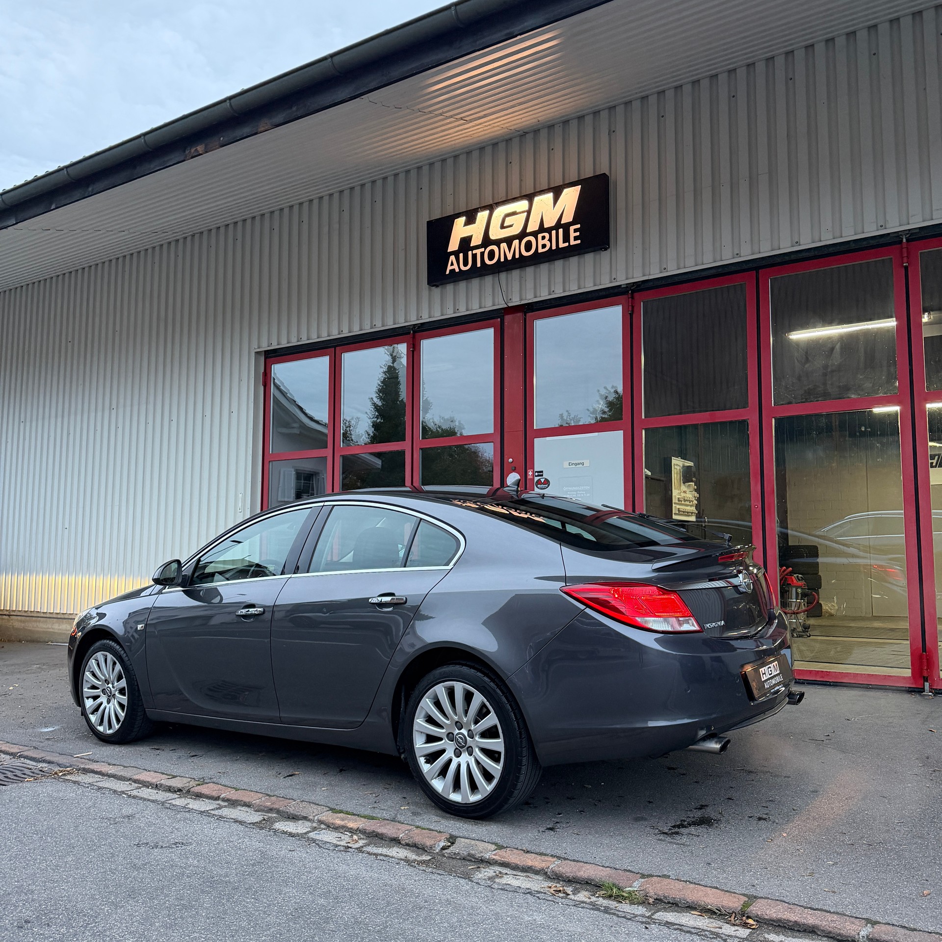OPEL Insignia 2.0 Turbo Edition 4WD Automatic-image-3