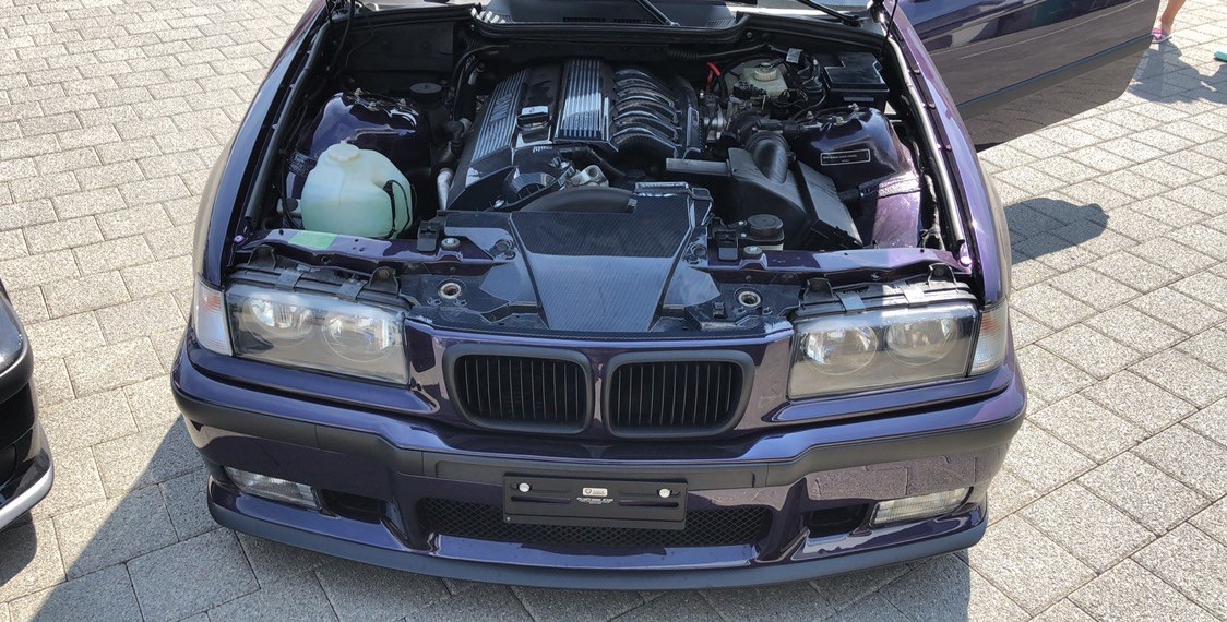 BMW 328i Coupé Comfort Edition-image-9