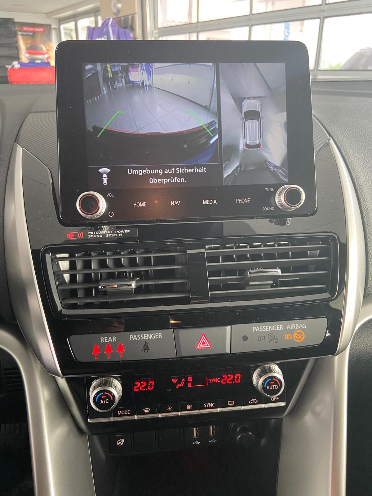 MITSUBISHI ECLIPSE CROSS PHEV Diamond-image-13