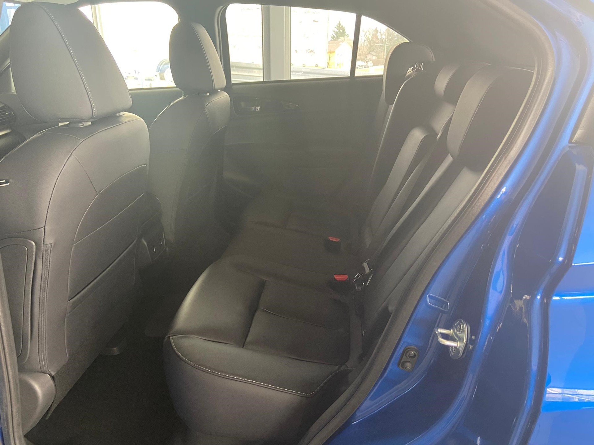 MITSUBISHI ECLIPSE CROSS PHEV Diamond-image-8