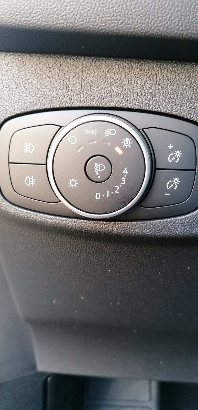 FORD Focus 1.0 SCTi Cool & Connect Automat-image-14