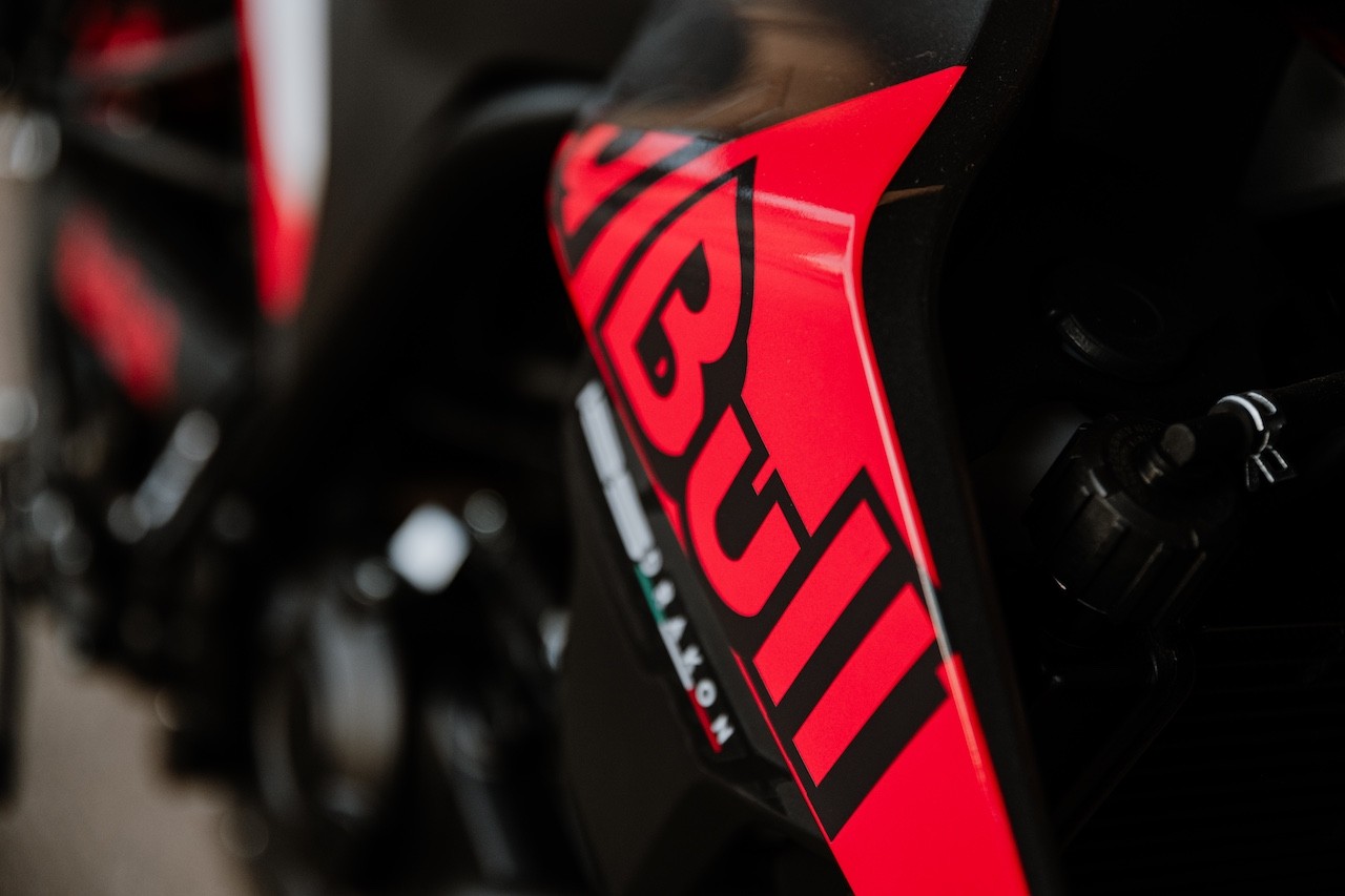 MALAGUTI Drakon 125 ABS Red Bull Edition - GRATIS LIEFERUNG-image-11
