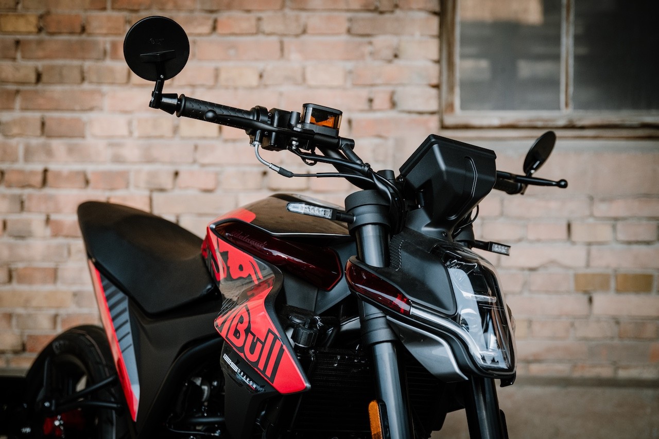 MALAGUTI Drakon 125 ABS Red Bull Edition - GRATIS LIEFERUNG-image-4
