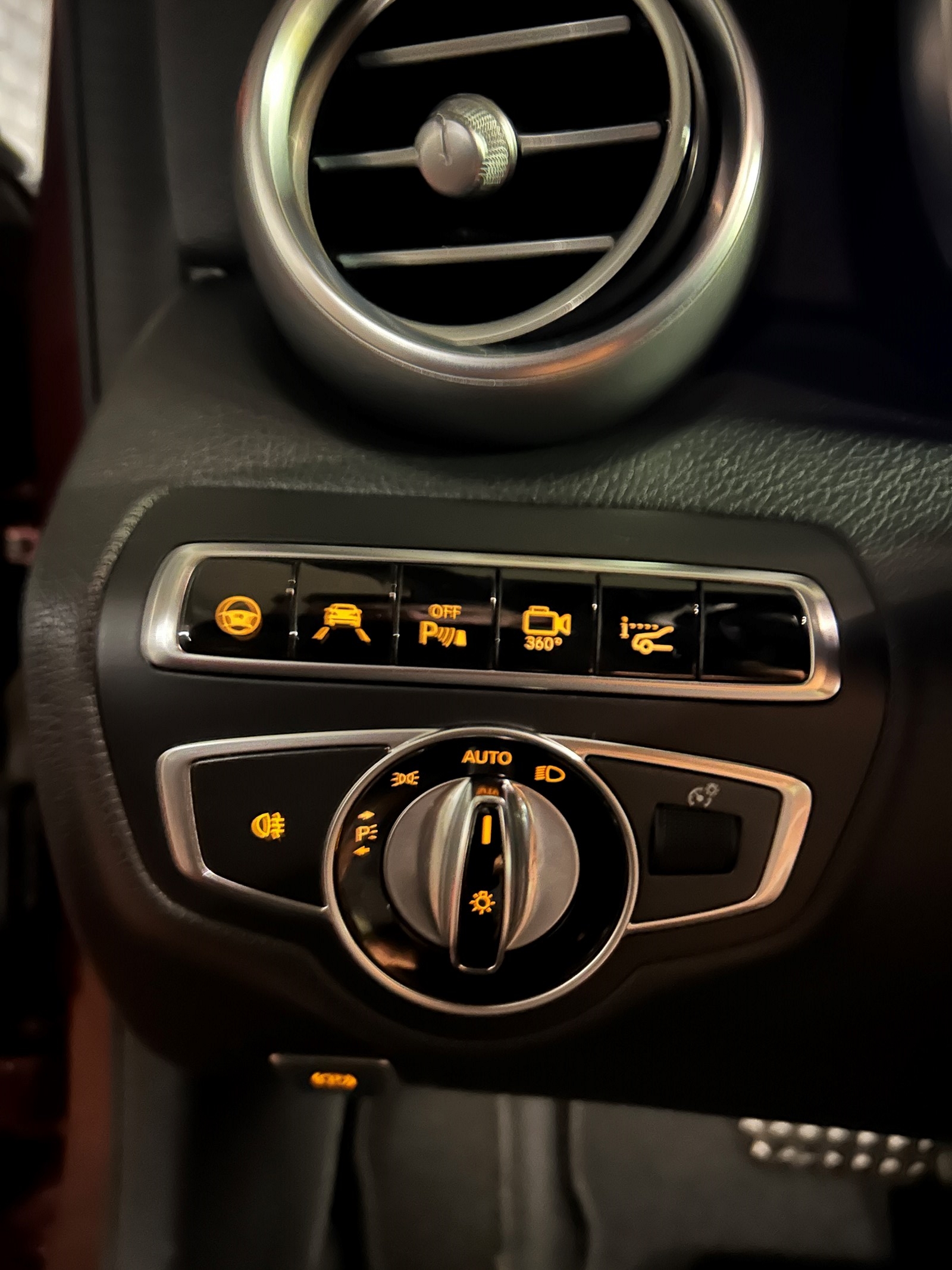 MERCEDES-BENZ C 63 S AMG-image-4