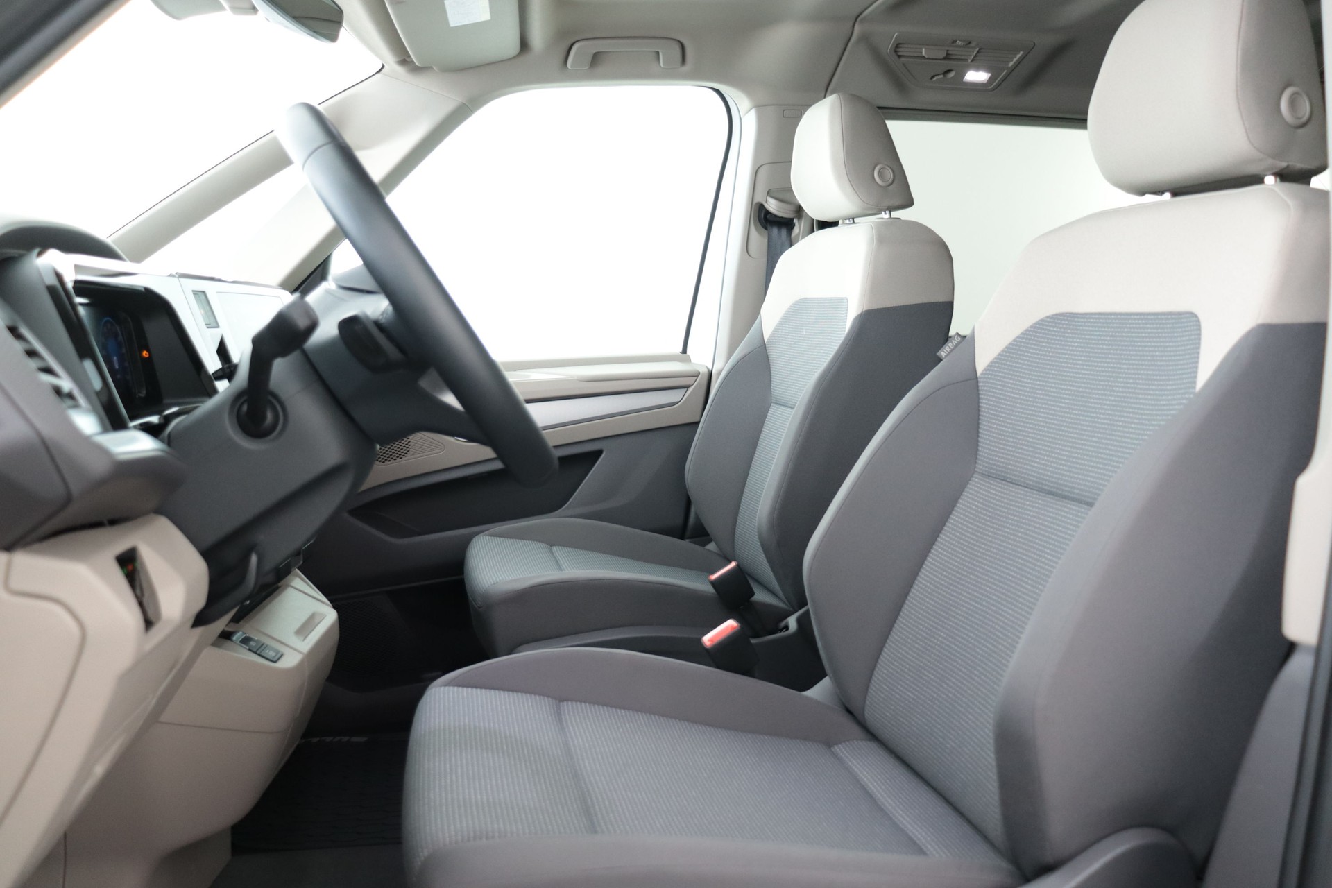 VW Multivan 2.0 TSI DSG Lang-image-10