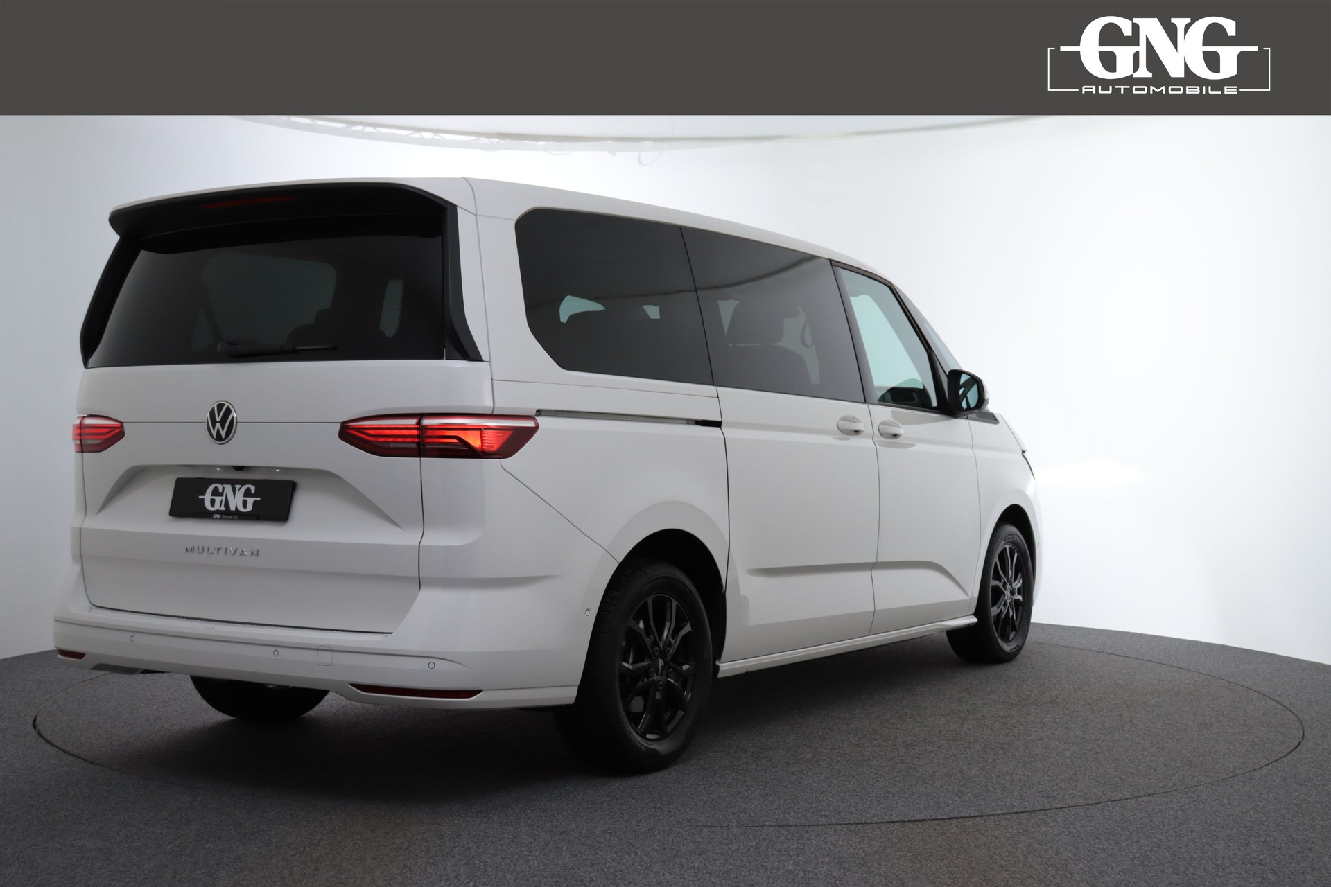 VW Multivan 2.0 TSI DSG Lang-image-4