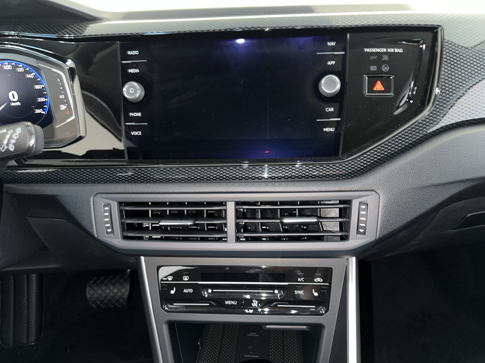 VW Taigo 1.0 TSI Life United DSG-image-10
