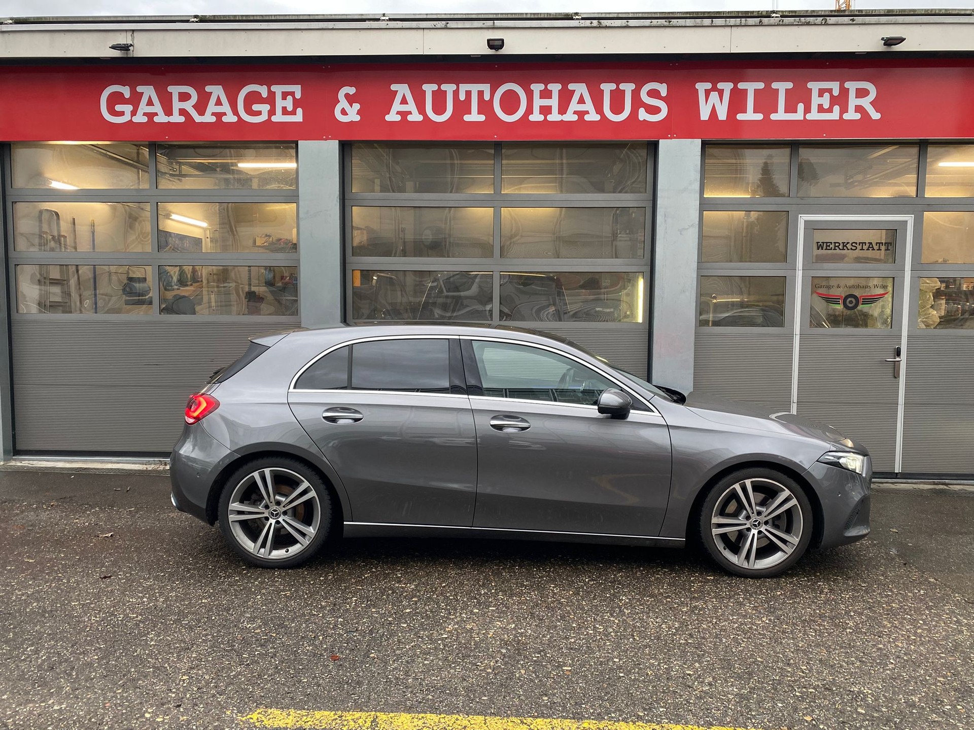MERCEDES-BENZ A 250 Style 7G-DCT-image-3