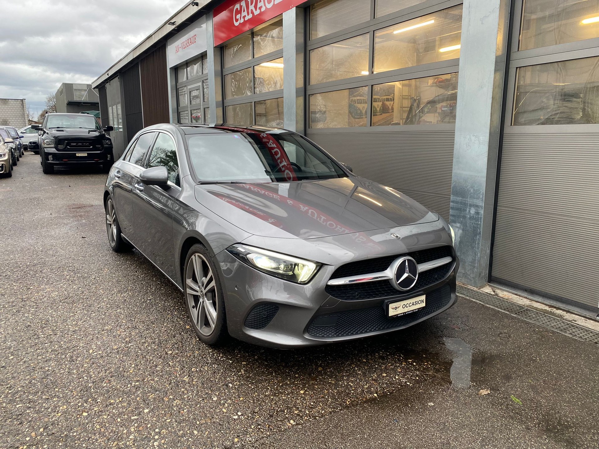 MERCEDES-BENZ A 250 Style 7G-DCT-image-2