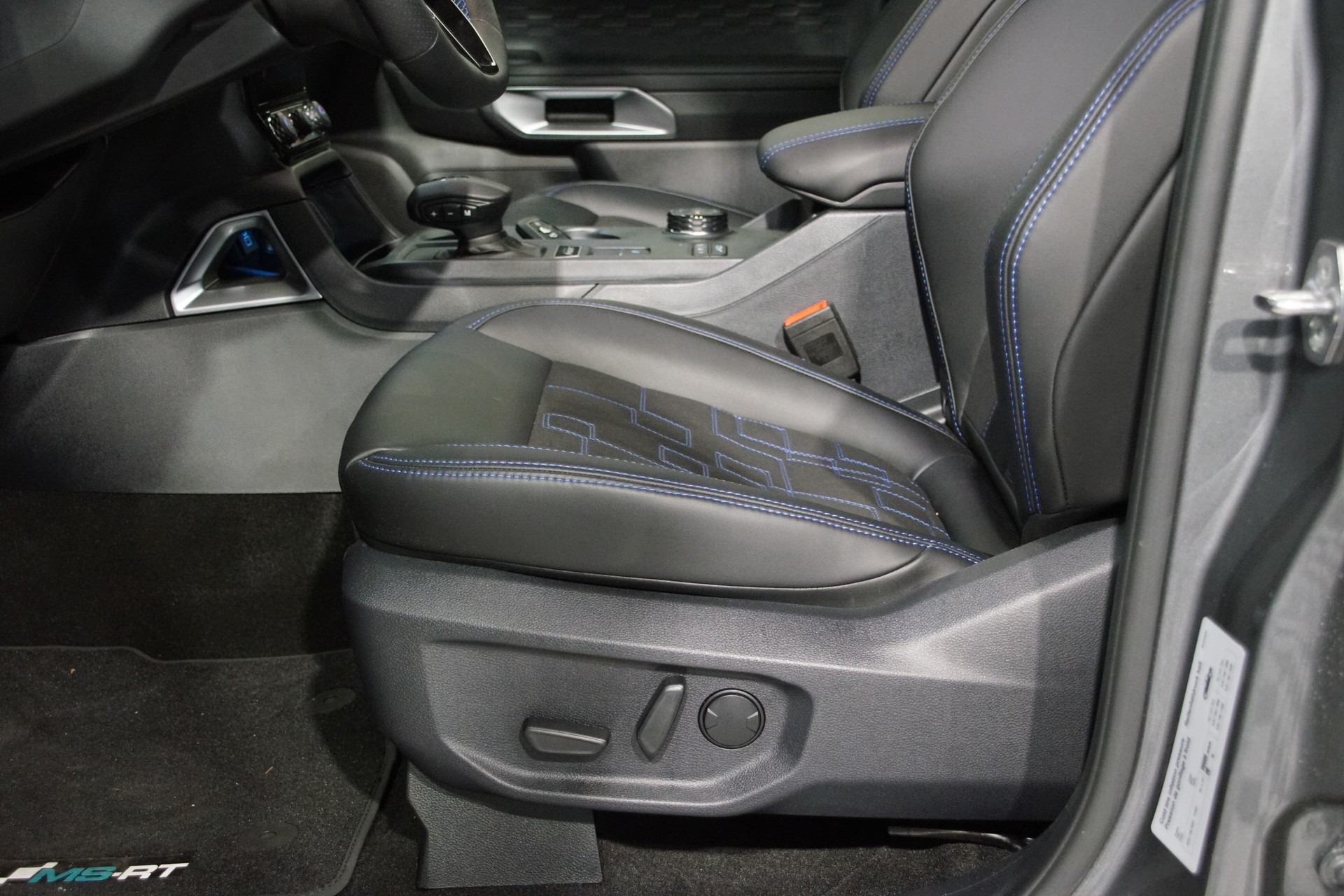 FORD Ranger MS/RT 3.0 Eco Blue e-4WD Automat-image-15