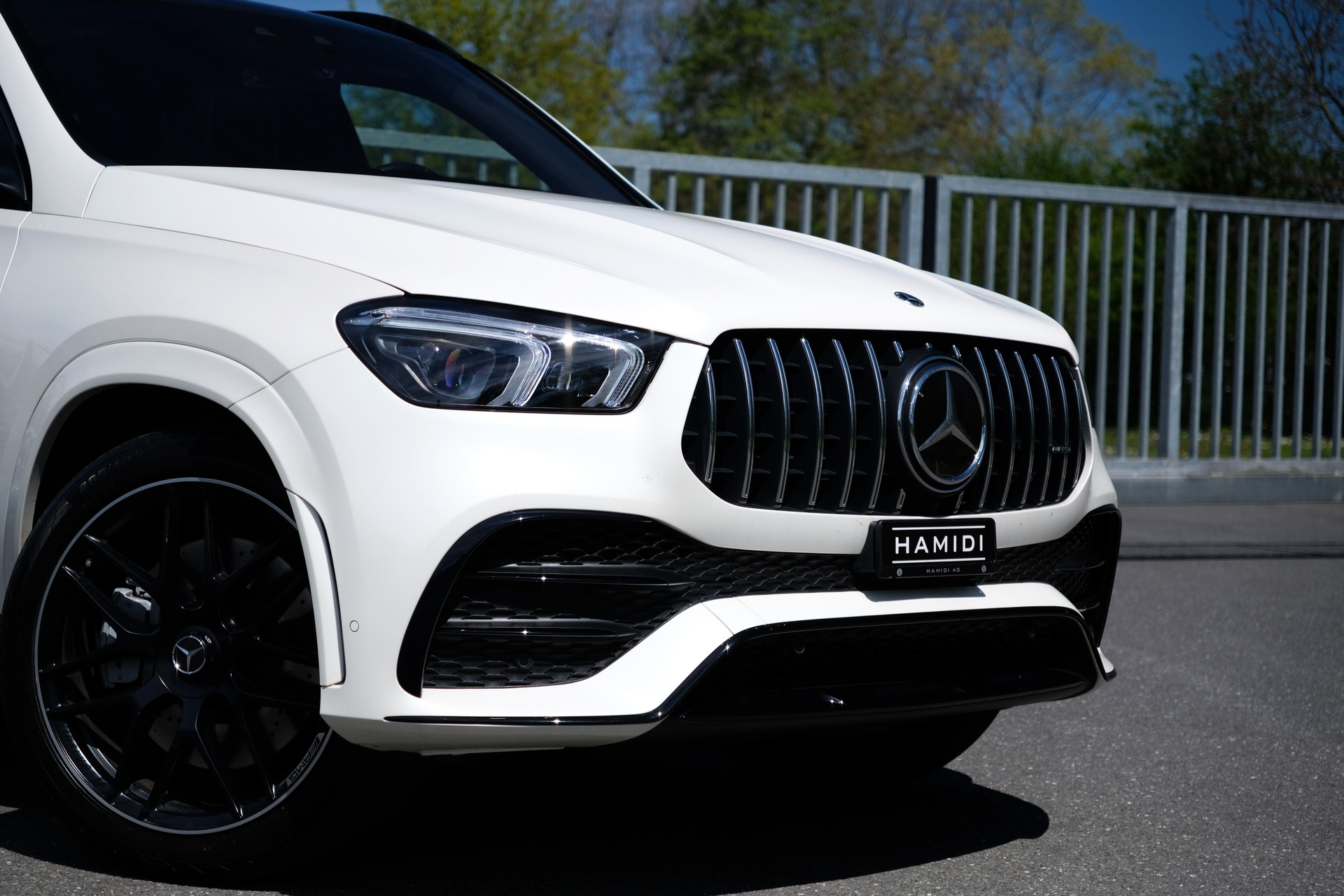 MERCEDES-BENZ GLE 53 AMG 4Matic+ 9G-Speedshift-showroom-element-1