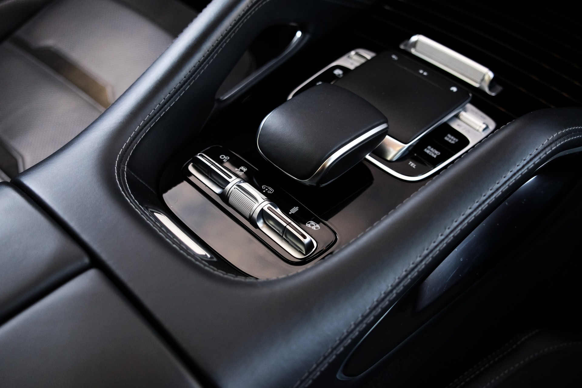 MERCEDES-BENZ GLE 53 AMG 4Matic+ 9G-Speedshift-image-21