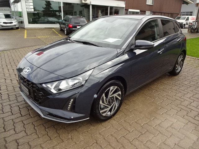 HYUNDAI i20 1.0 T-GDi Family DCT