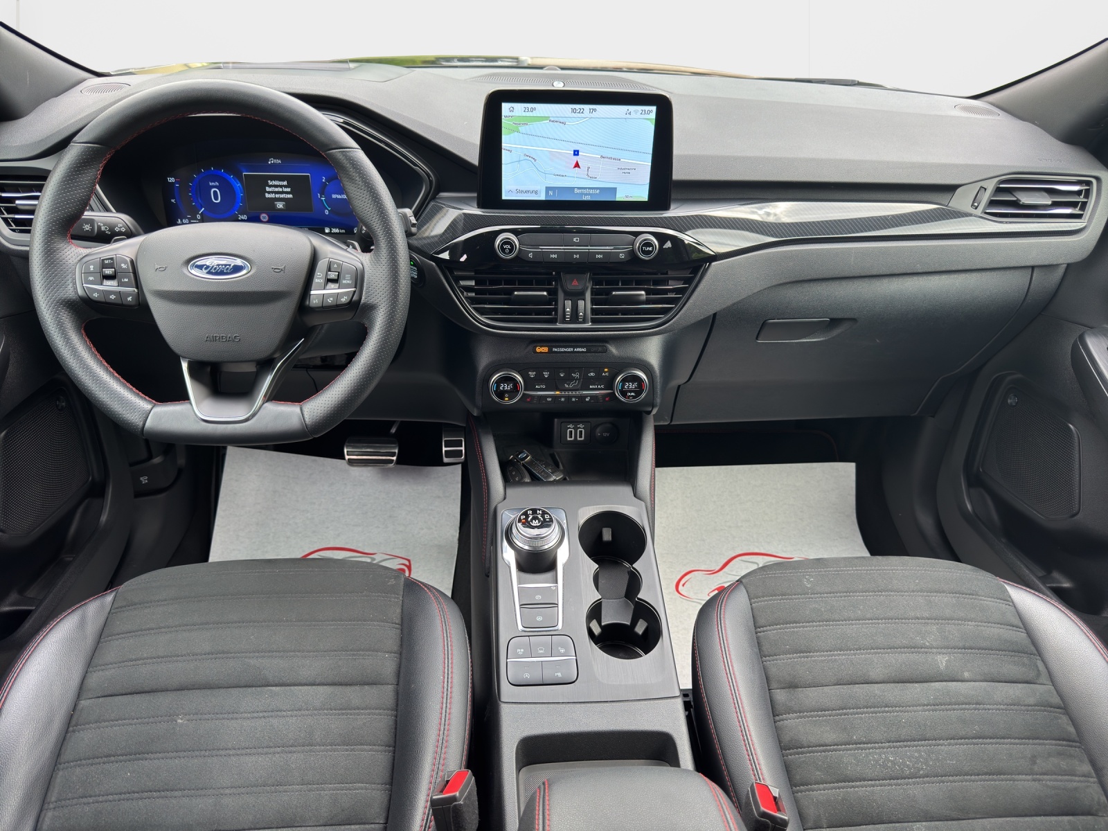 FORD Kuga 2.0 TDCi EcoBlue Titanium X 4WD-image-9