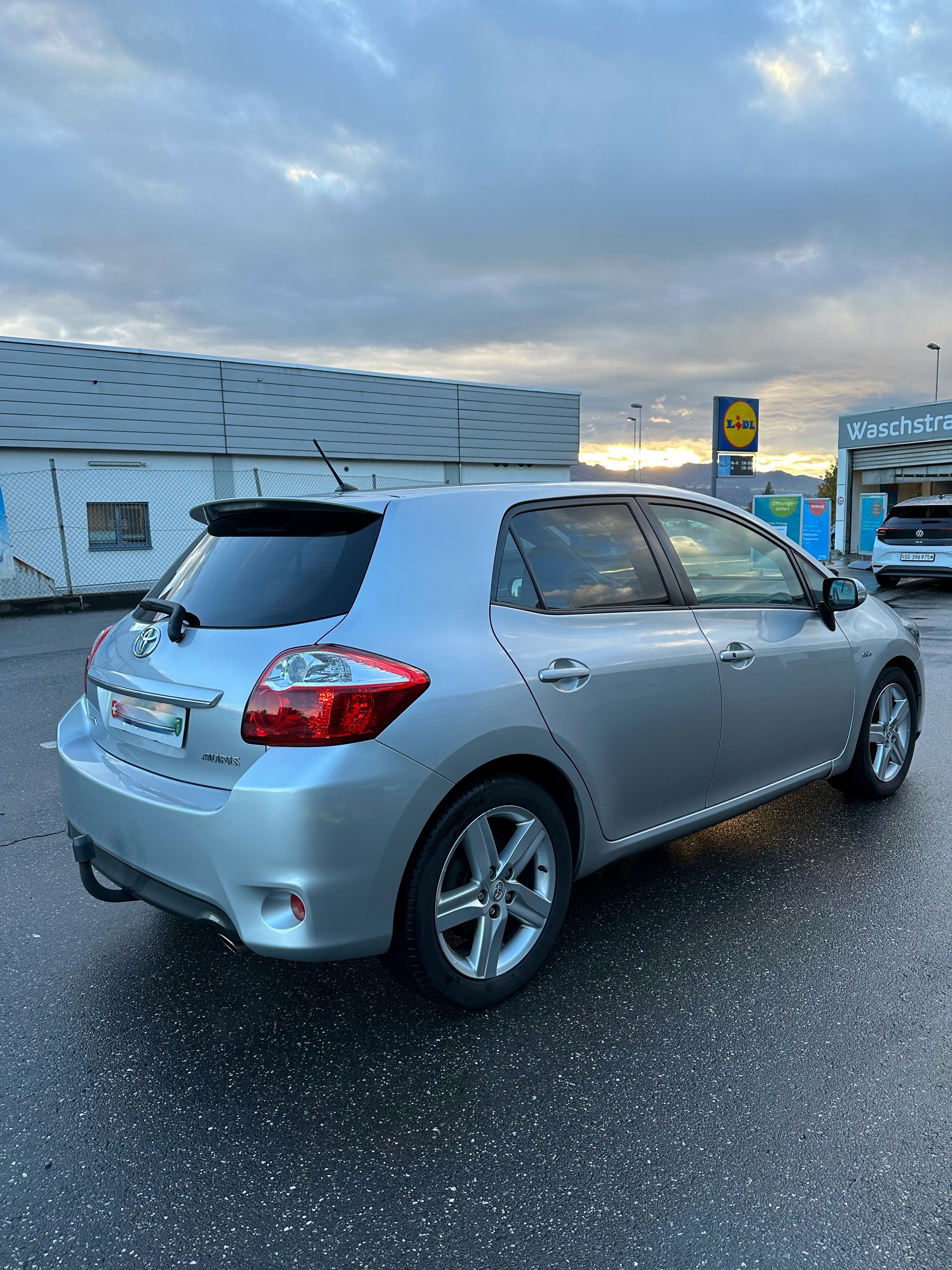 TOYOTA Auris 2.2 D-4D CleanPower Linea Sol Premium-image-1