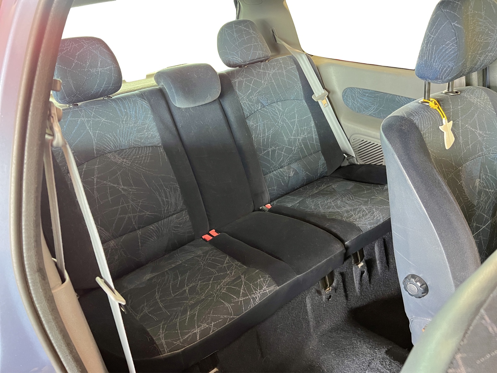 RENAULT Clio 1.4-16 RT-image-9