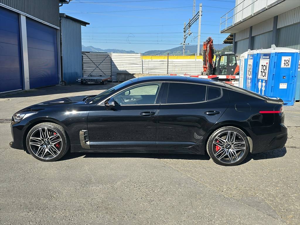 KIA Stinger 3.3 T-GDi GT Automat AWD-image-1