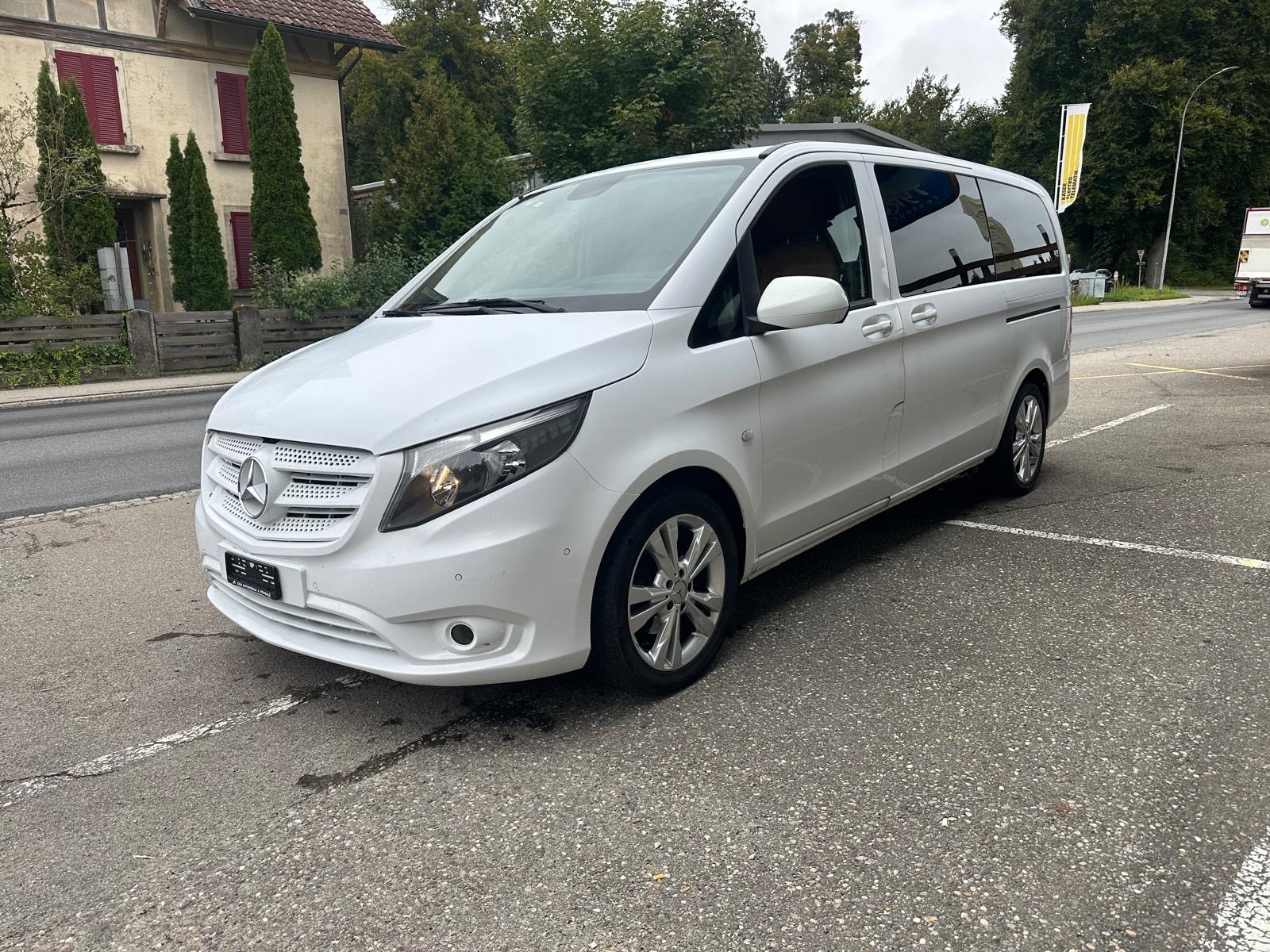 MERCEDES-BENZ Vito 111 BlueTec Tourer Pro L-image-1
