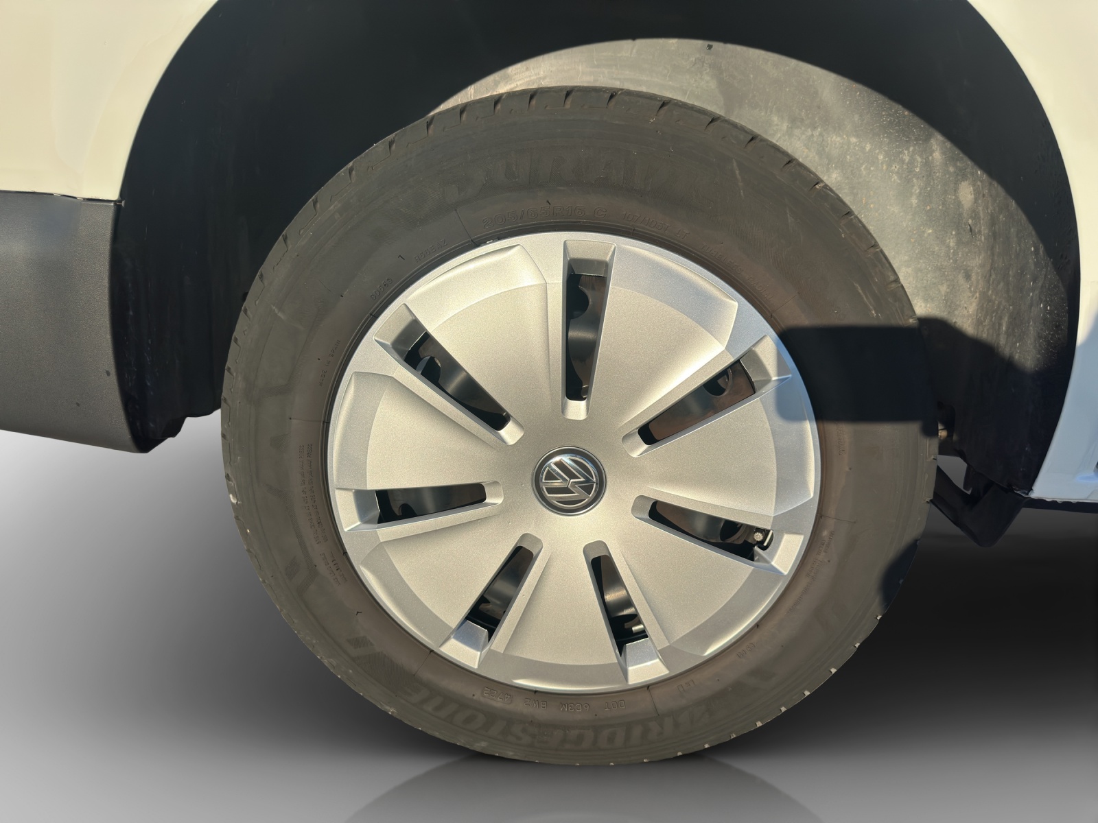 VW T6.1 2.0 TDI-image-15