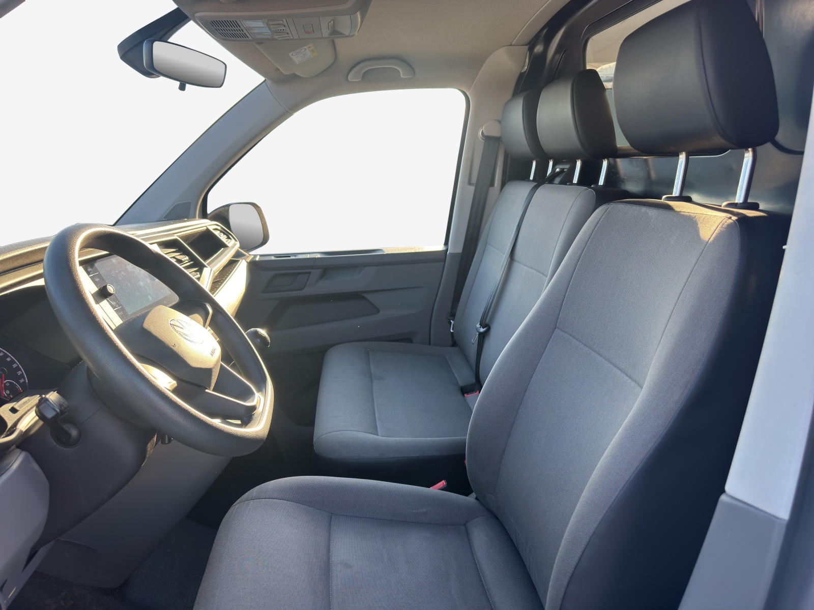 VW T6.1 2.0 TDI-image-7