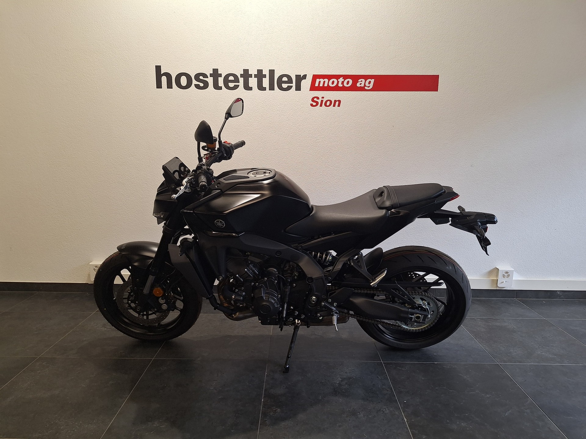 YAMAHA MT-09 Y-AMT-showroom-element-2