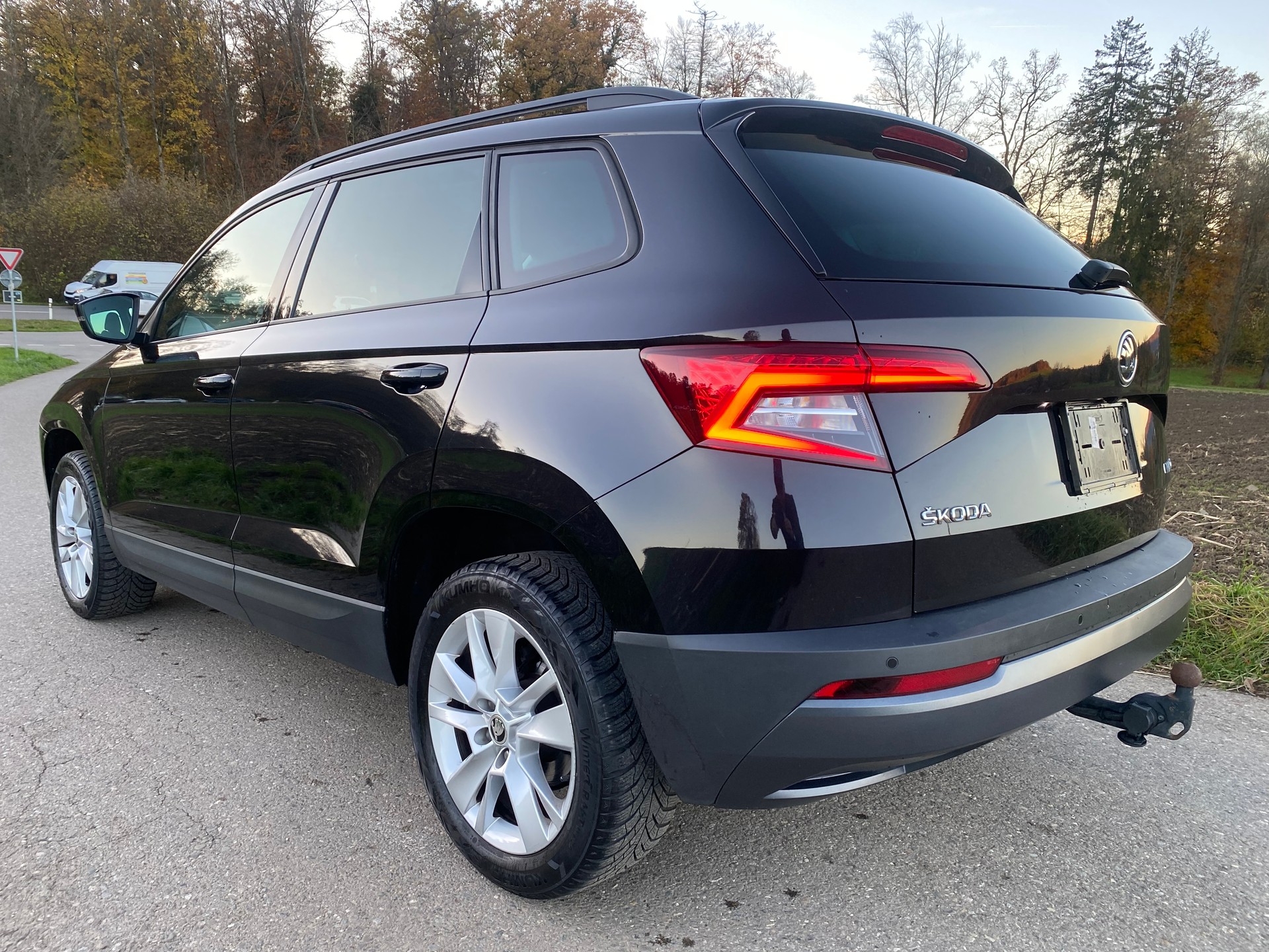 SKODA Karoq 1.5 TSI ACT Ambition DSG-image-6