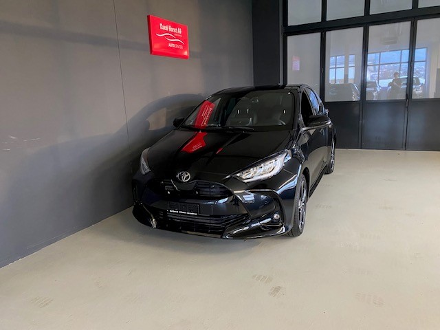 TOYOTA Yaris 1.5 VVT-i HSD Premium-image-1