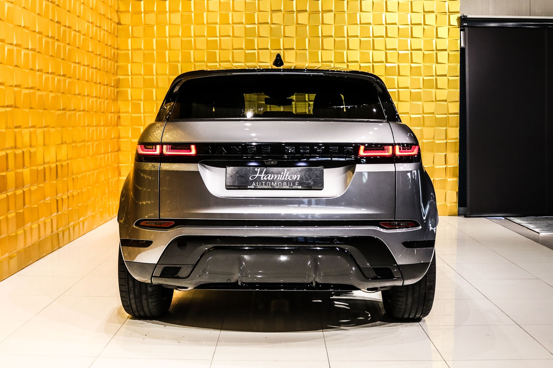 LAND ROVER Range Rover Evoque P200 R-Dynamic AT9-image-6