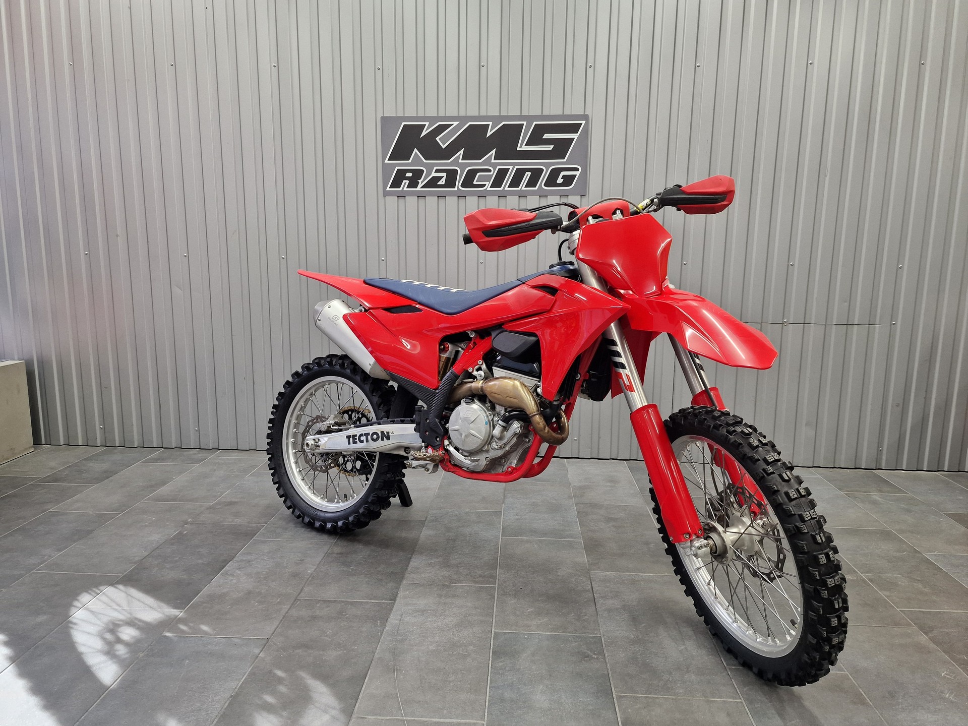 GASGAS MC 250F-showroom-element-1
