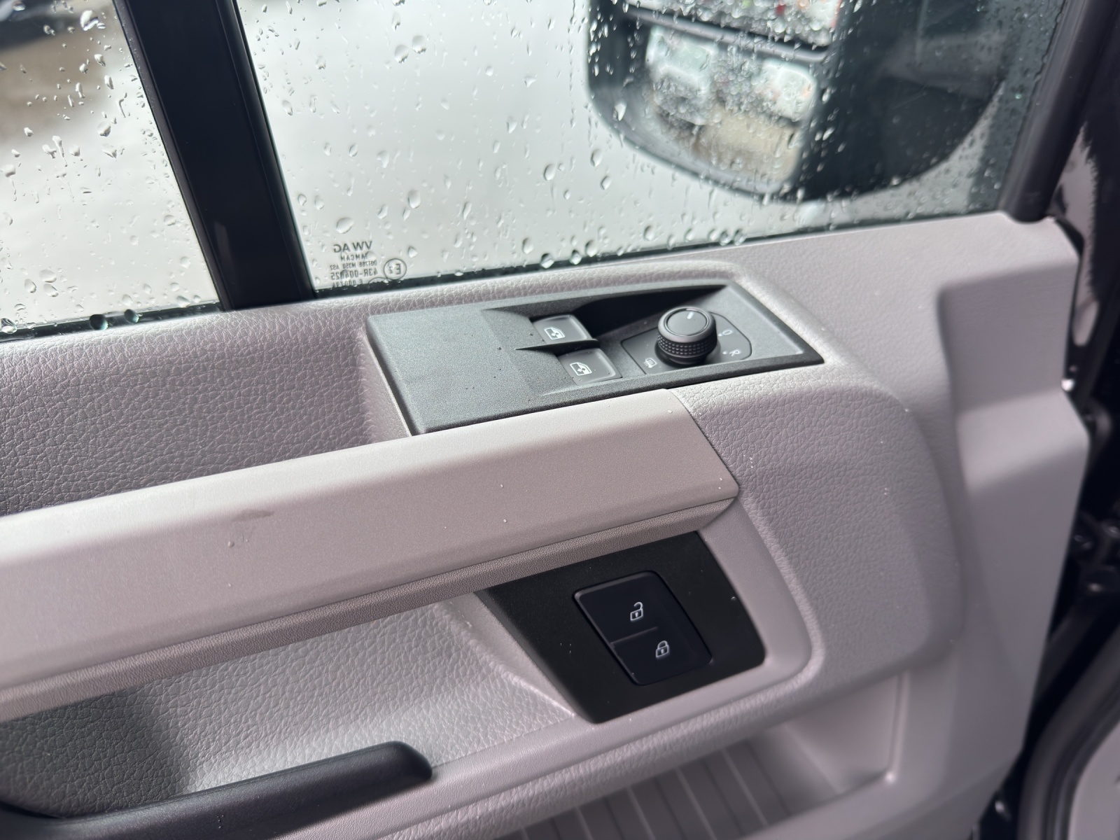 VW Crafter 35 Kaw. 3640 2.0 TDI 140 Heavy Duty-image-13